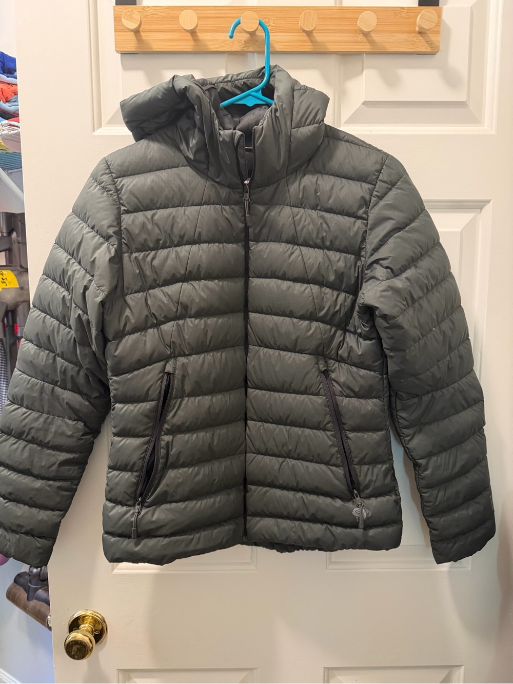 Women's Quilted Hooded Puffer Jacket - Olive Green